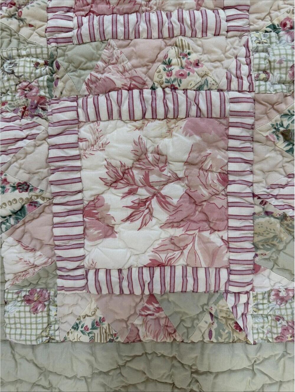 Quilted Table Runner Pink Floral Patchwork Cottage Shabby Chic Reversible 12x54” - Picture 3 of 5